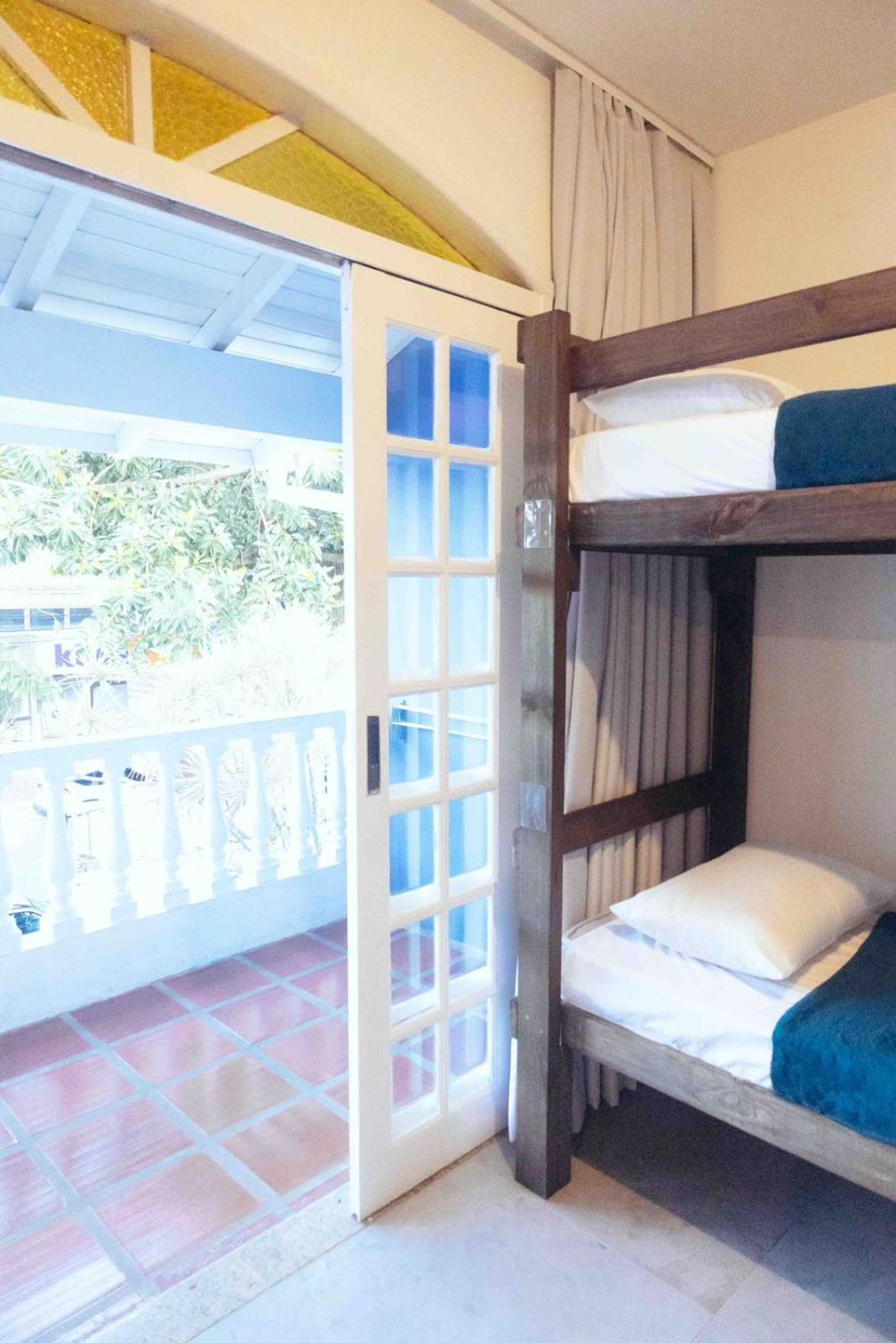 Sea Wolf Hostel - Lagoa Da Conceicao Florianópolis Екстериор снимка