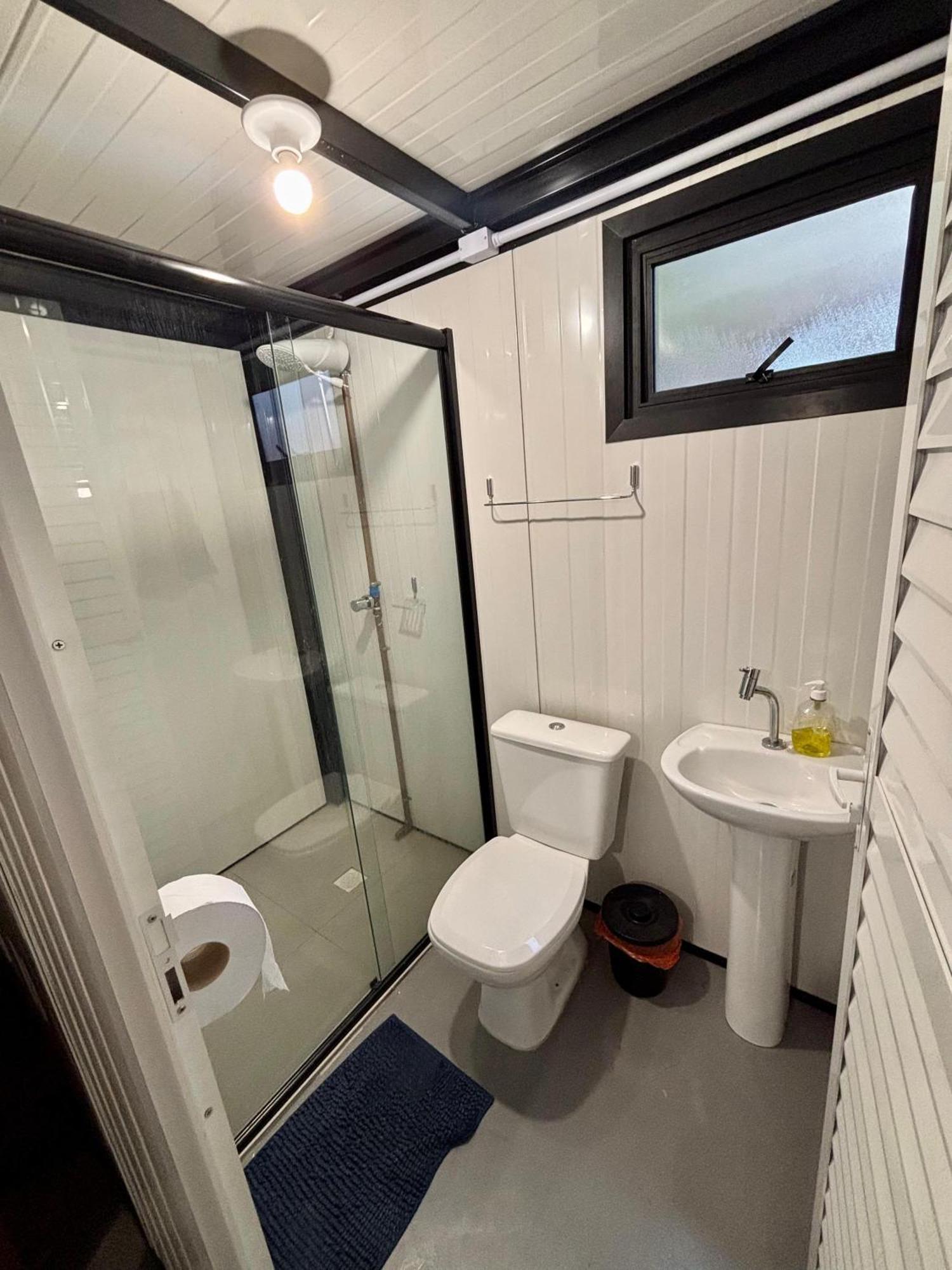 Sea Wolf Hostel - Lagoa Da Conceicao Florianópolis Екстериор снимка